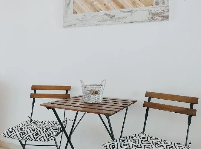 亚历山德拉公寓式酒店 公寓式酒店 *