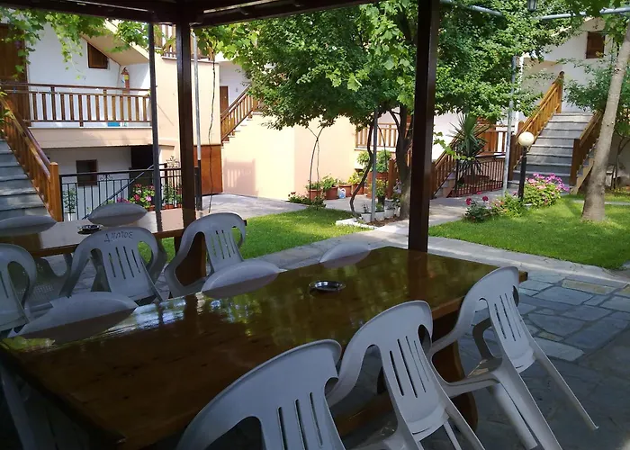 亚历山德拉公寓式酒店